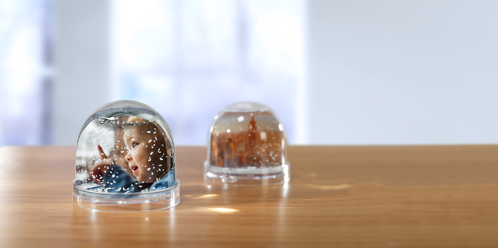 Bola de nieve personalizada con la foto de un bebé