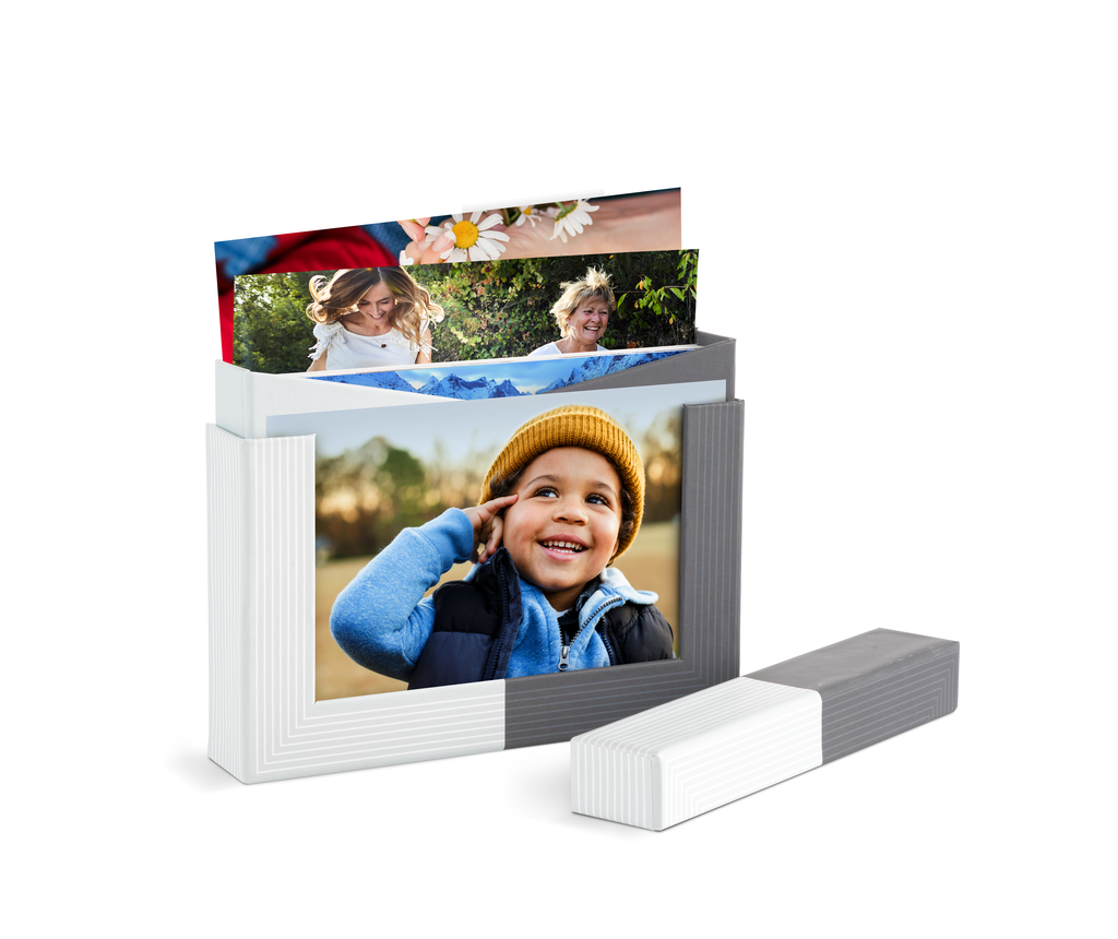 Pixum photo box with photo prints