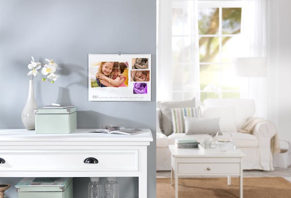 Nature shots in a panoramic photo calendar