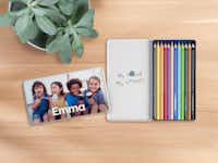 Faber-Castell Stiftebox mit Foto gestalten Stiftebox von Faber-Castell mit Foto von Schulkindern, die Eis essen