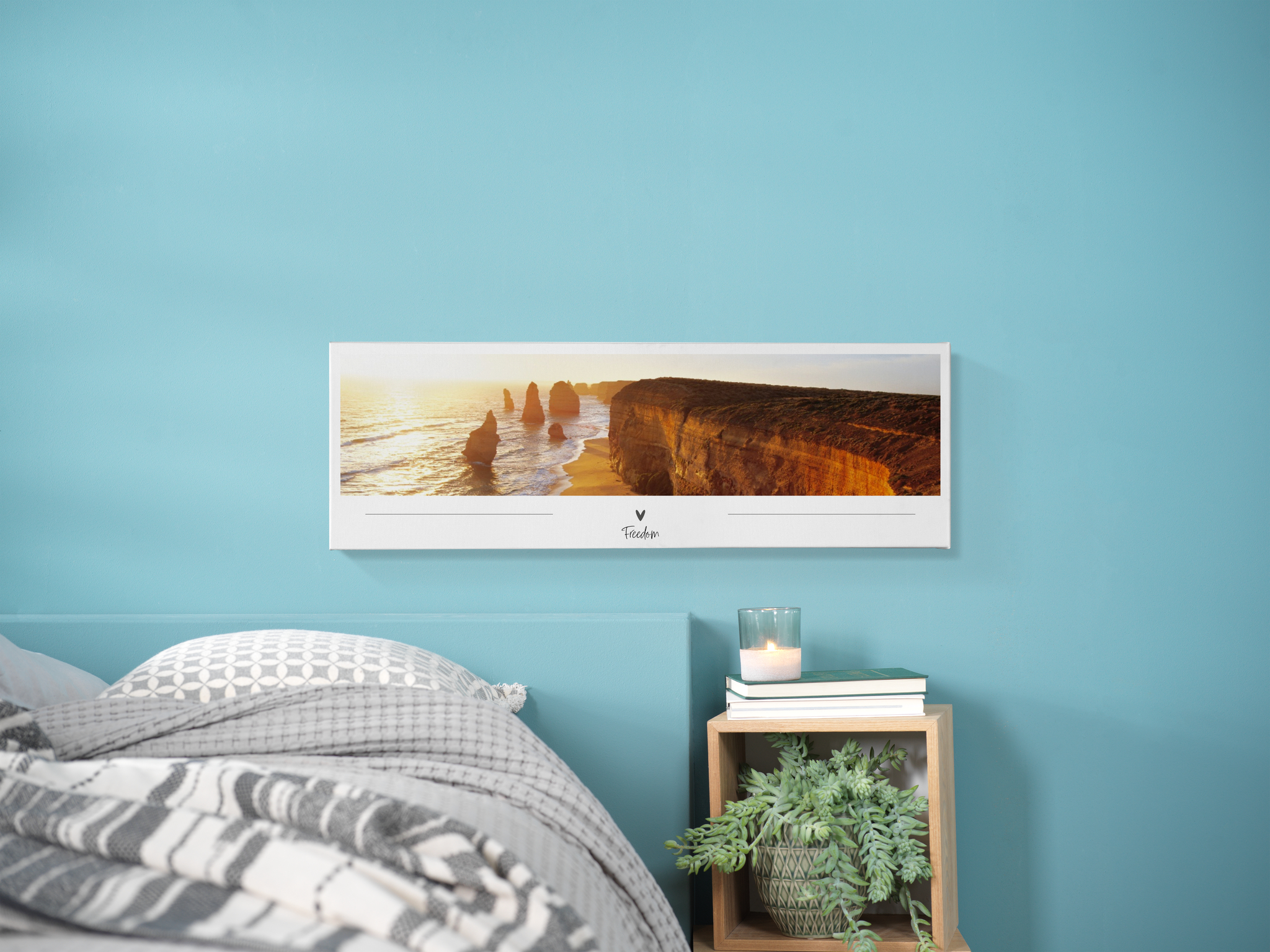 Panorama-Leinwand quer Meer mit Felsen abgebildet