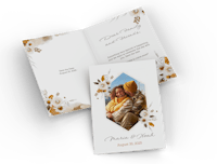 Diseña una tarjeta plegable con motivos florales como invitación de boda tarjeta plegable con motivos florales como invitación de boda