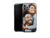 Cover in silicone personalizzata con foto di una giovane coppia