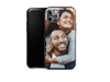 Silicone-Case Handyhülle eines iPhones mit einem Foto eines Paares