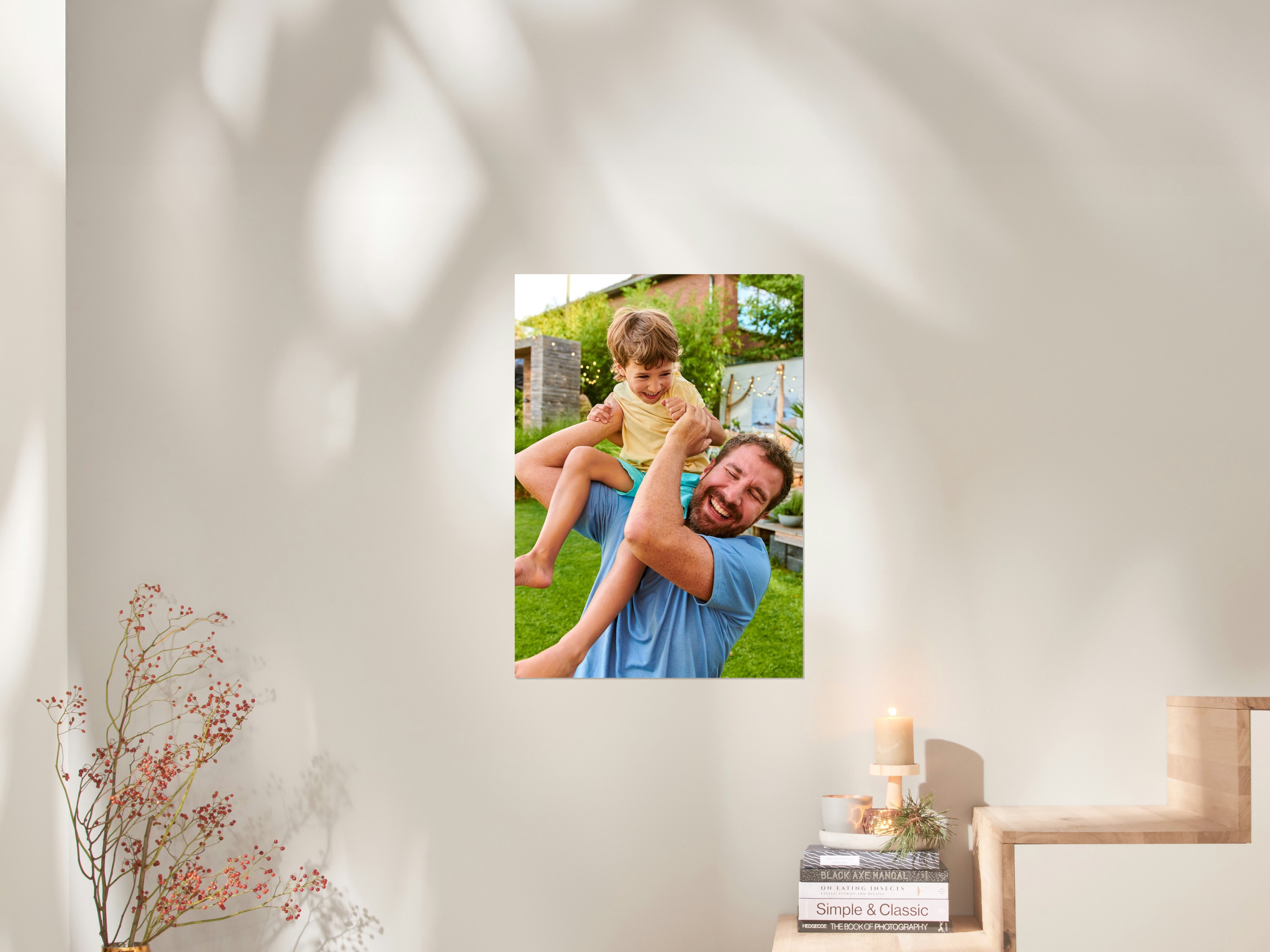 Fotoposter im Hochformat 50x70 cm mit Mann und Kind