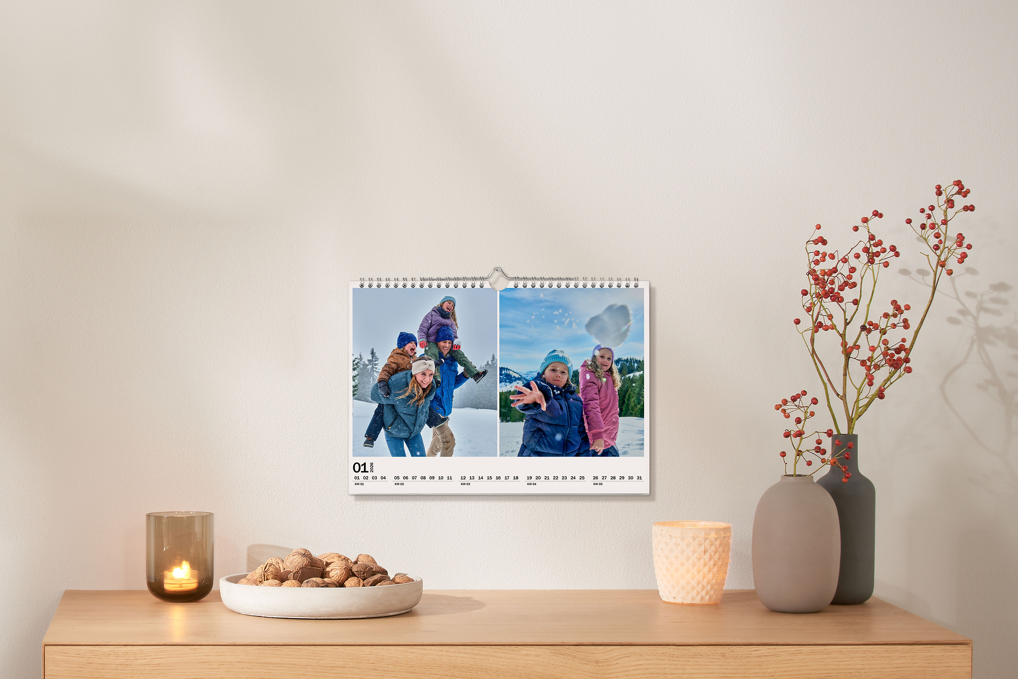 Fotokalender A3 im Querformat mit einem Bild von Kindern im Schnee