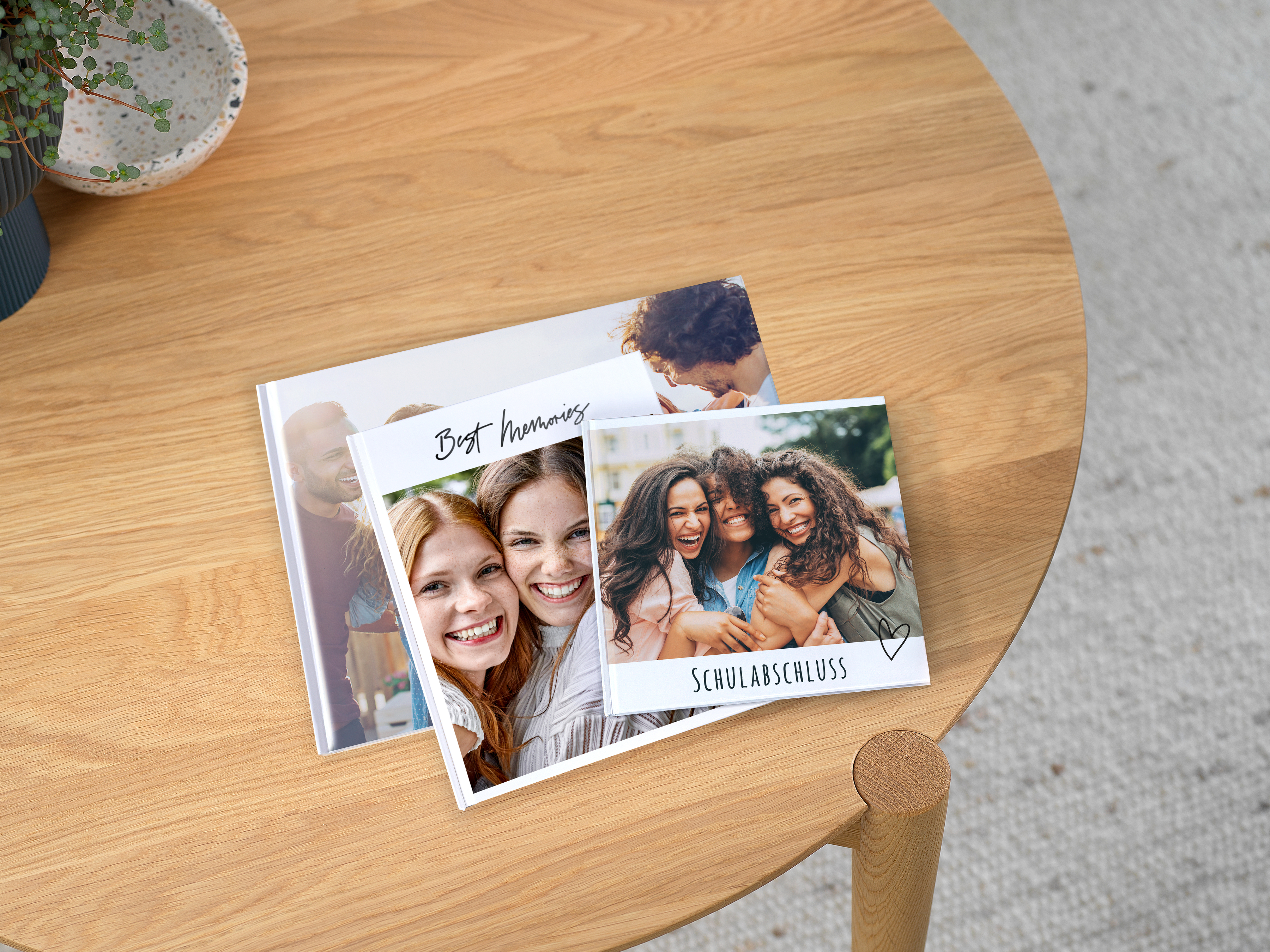 Pixum Fotobuch mit Erinnerungen an die vergangene Schulzeit
