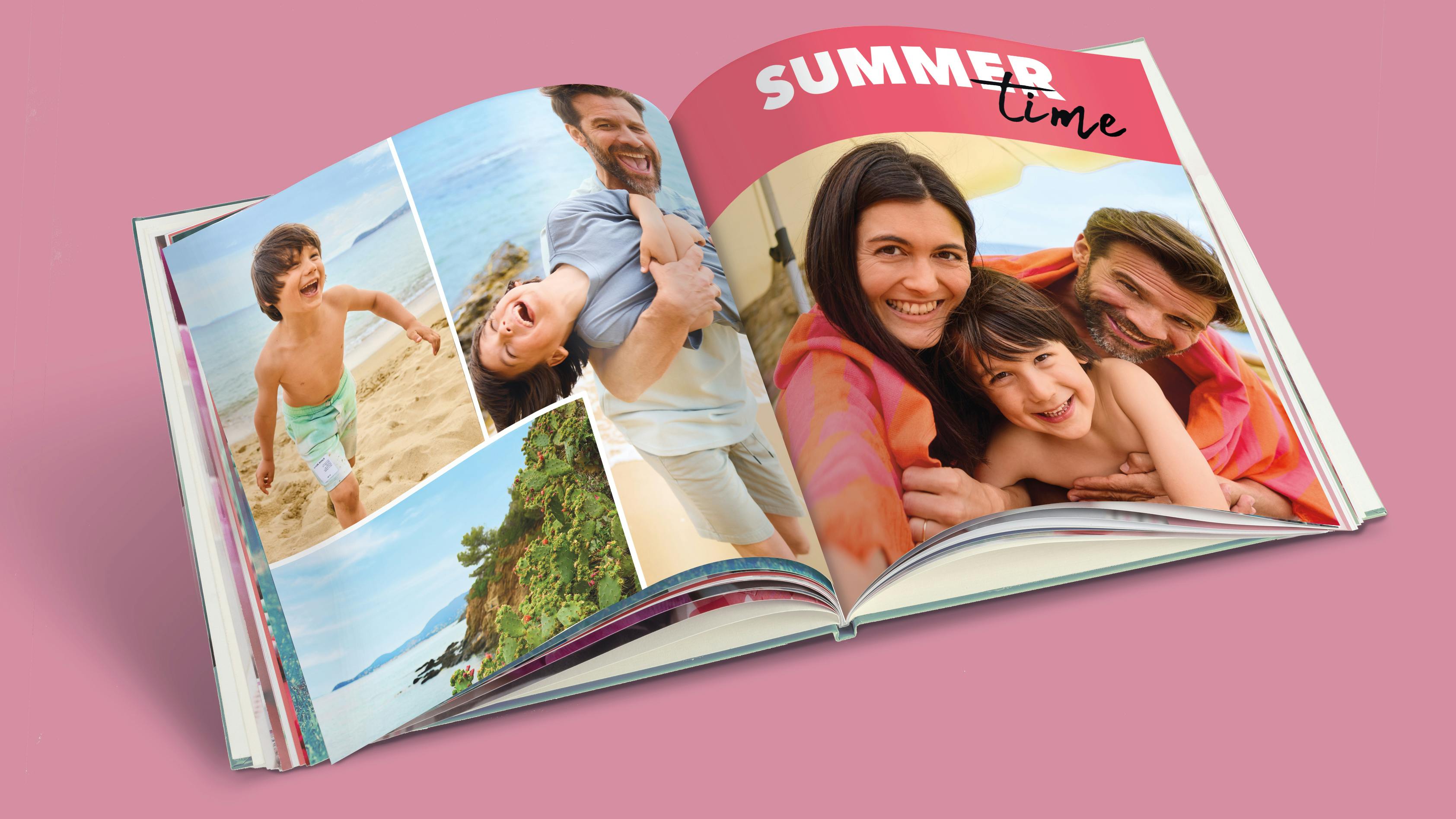 Pixum Fotobuch im quadratischen Format mit sommerlichen Familienfotos vom Urlaub