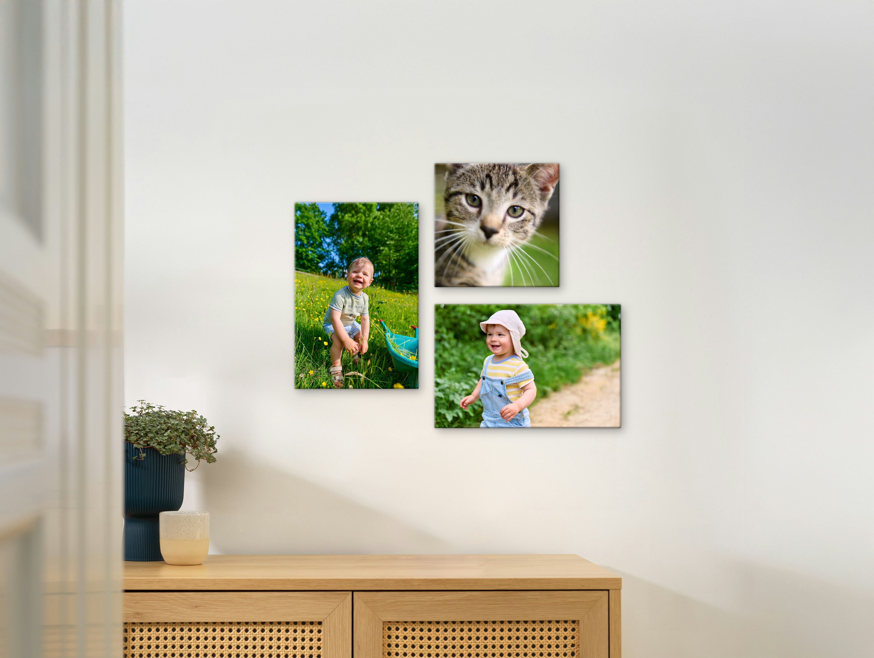 Bestelle eine Fotoleinwand, damit sich jeder Raum nach dir anfühlt.