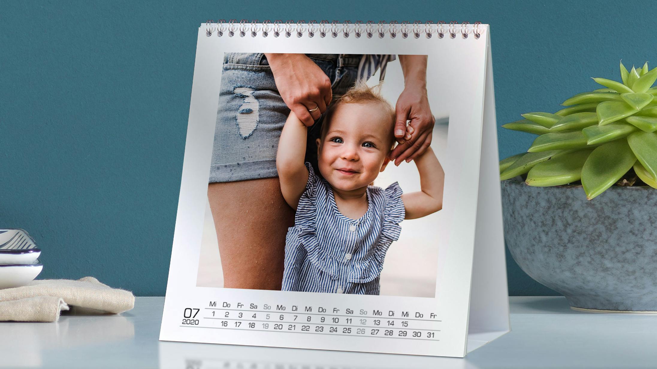 Calendario da tavolo grande con foto di un bambino