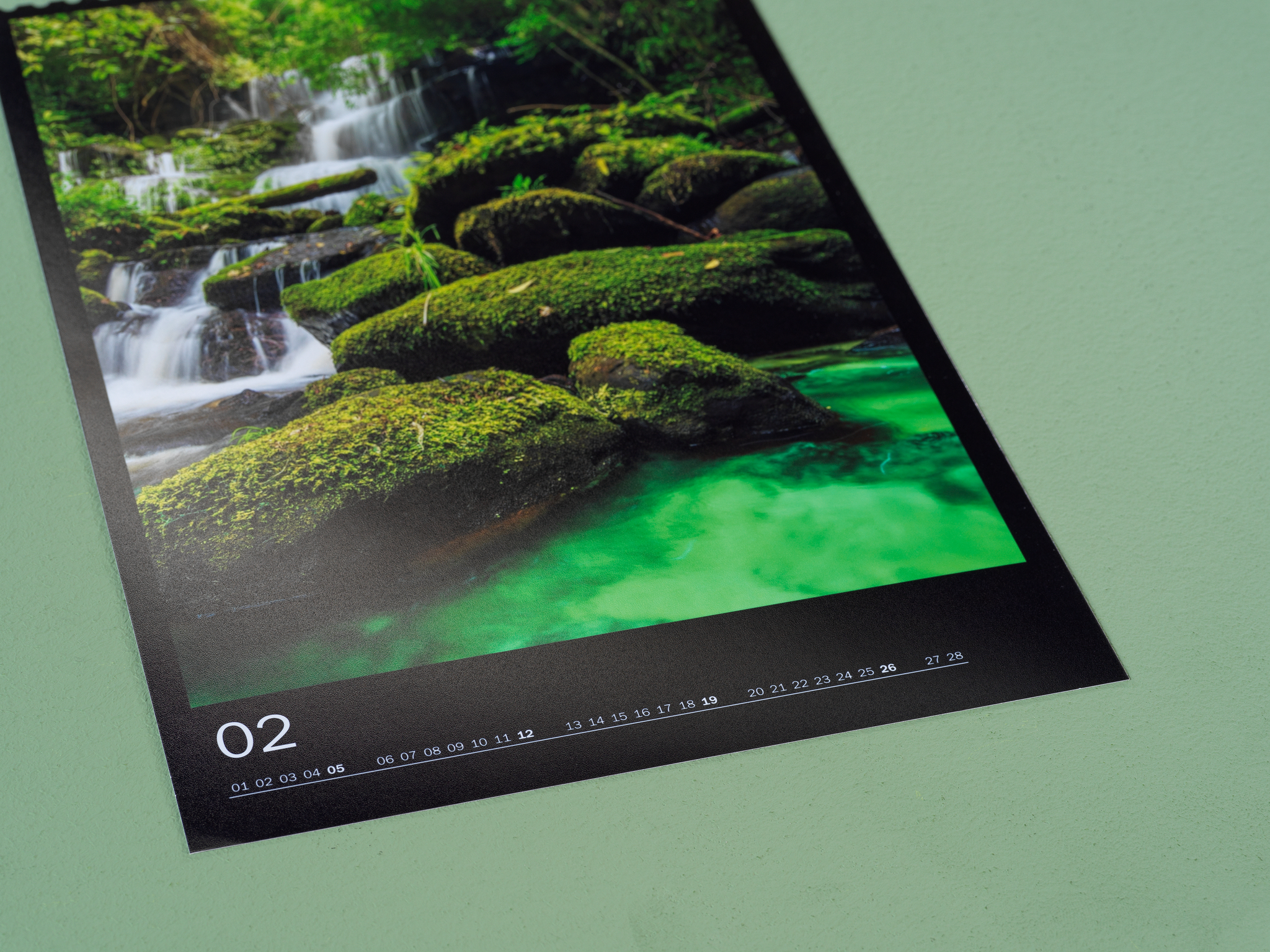 Detailed view of a photo calendar with photo paper matt
