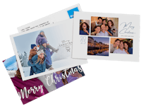 Pixum App-Postkarten mit weihnachtlichen Grüßen Pixum App-Postkarten mit weihnachtlichen Designs, aufeinander gestapelt