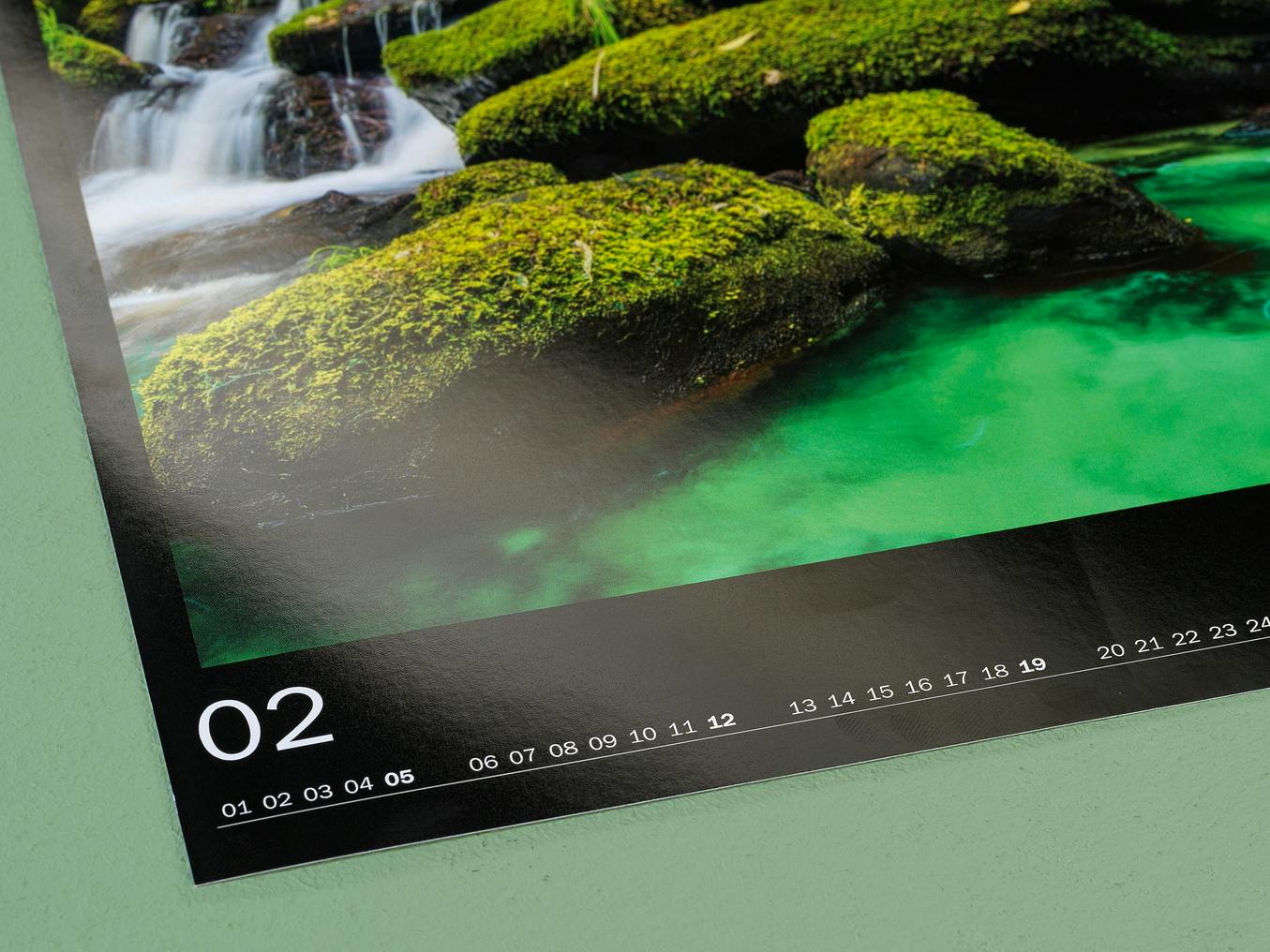 Detailansicht eines Fotokalenders mit Premiumpapier glänzend