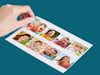 Sticker personnalisé rond avec des images d'une famille et du papier photo brillant