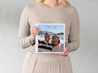 Pixum Fotobuch groß quadratisch erstellen Pixum Fotobuch groß im quadratischen Format mit Pärchenfoto in Italien