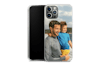Ultraslim silikonecover til iPhone med foto af en far med sin lille søn i armene
