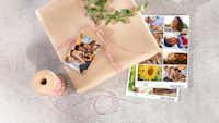 Sticker personalizzati per un regalo Adesivi personalizzati usati per abbellire una carta regalo