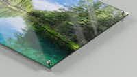 Gallery-Print mit Schraub-Wandhalterung Detailansicht eines Gallery-Prints mit einem Schraubsystem als Wandhalterung.