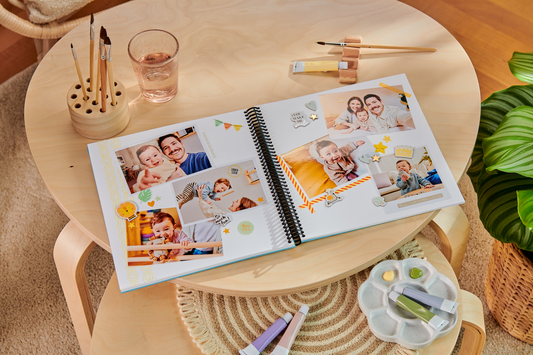 Pixum Scrapbook mit Familienmotiven
