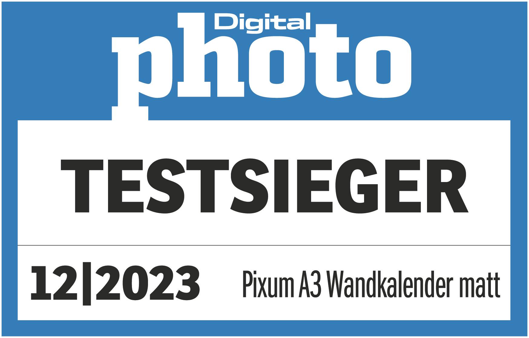 Testsieg im Magazin DigitalPHOTO aus der Ausgabe 12/2023 für die Pixum Wandkalender A3 in matt