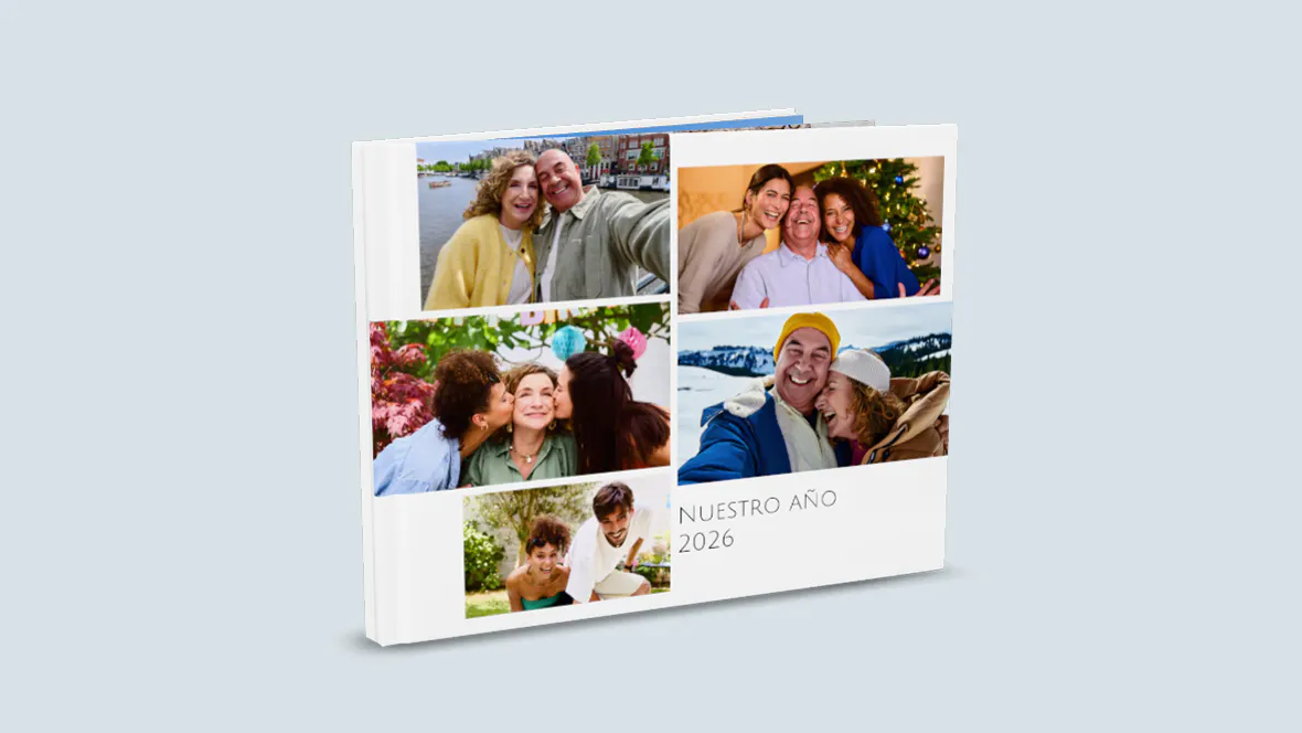 Álbum de fotos con portada estilo collage Álbum de fotos con portada estilo collage