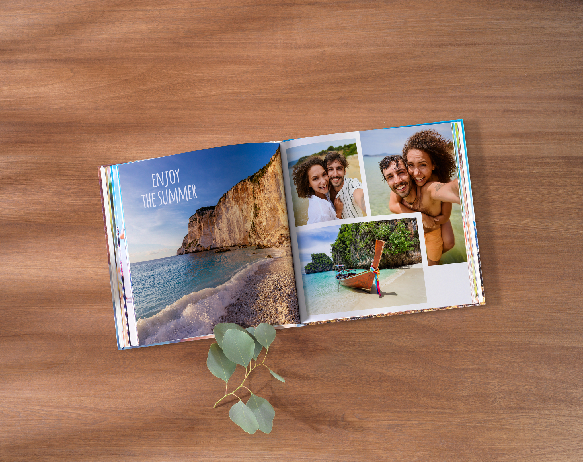 Álbum de fotos en formato cuadrado con fotos de vacaciones