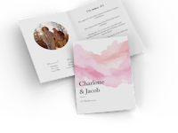Klappkarte mit Aquarellmuster als Hochzeitseinladung gestalten