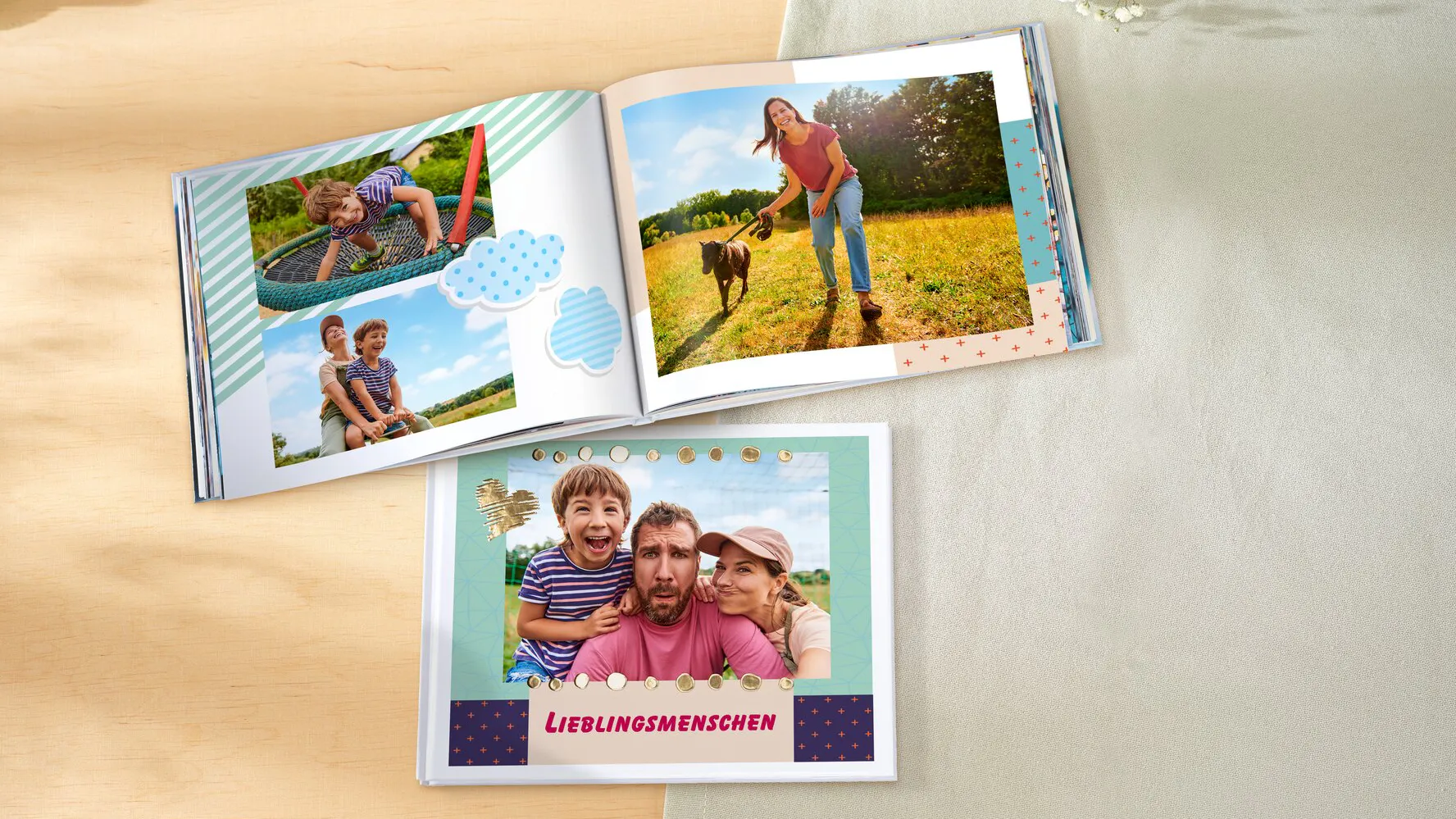 Pixum Fotobuch mit buntem Design Pixum Fotobuch mit buntem Design