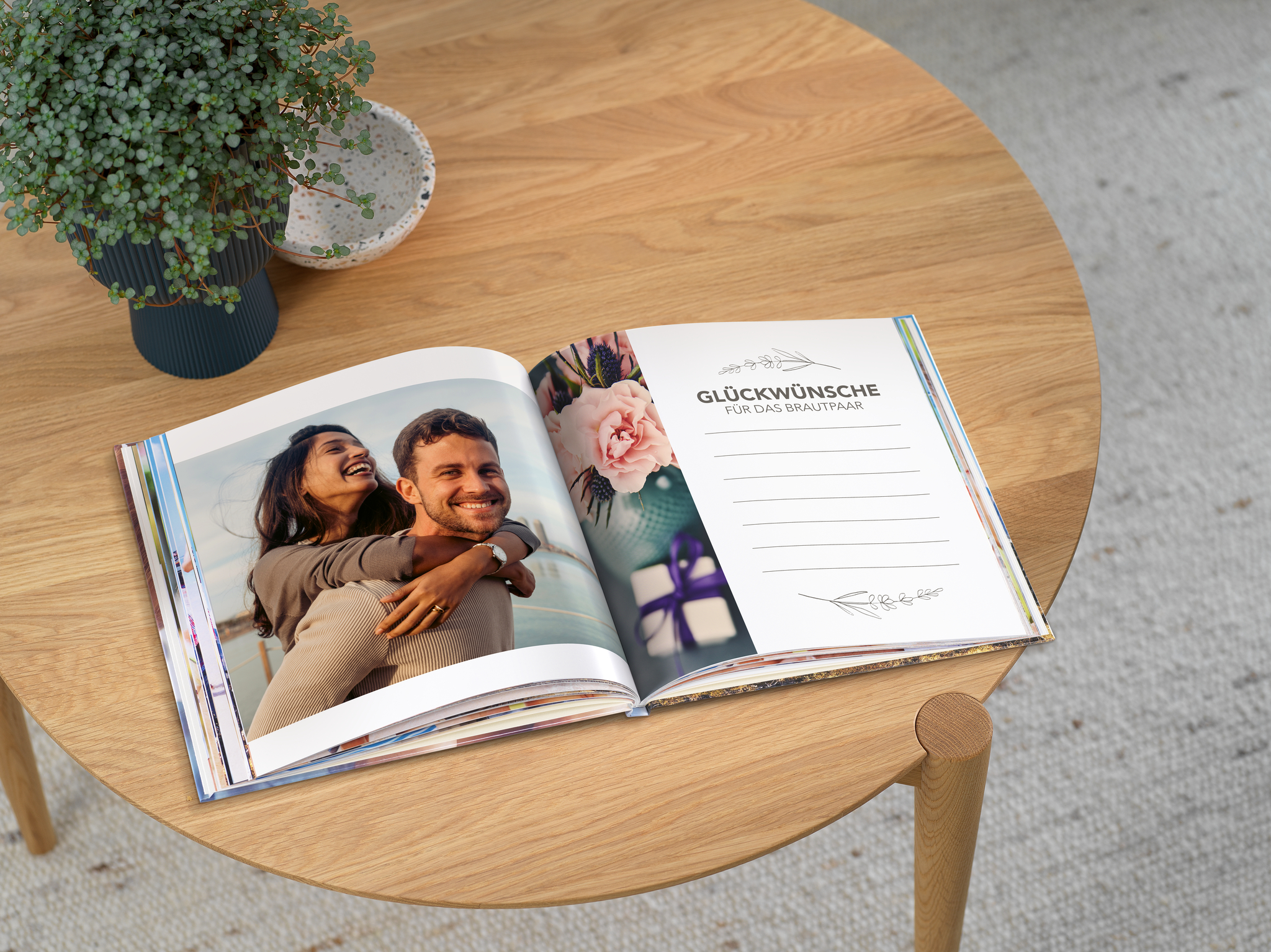 Quadratisches Fotobuch als Gästebuch für die Hochzeitsgäste