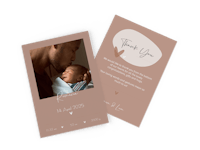 Envia tarjetas de nacimiento con mensajes personalizados Tarjeta fotográfica de nacimiento con información sobre el nacimiento y fotos de familia