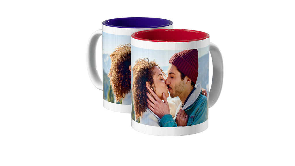 Taza personalizada panorámica con la foto de una pareja