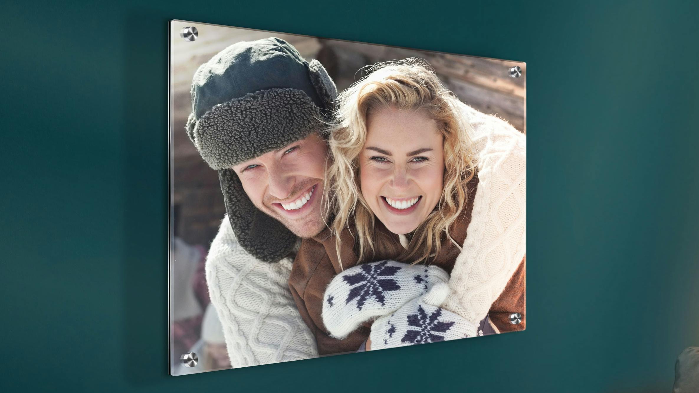 Tableau plexi-alu avec une photo d'un couple en hiver
