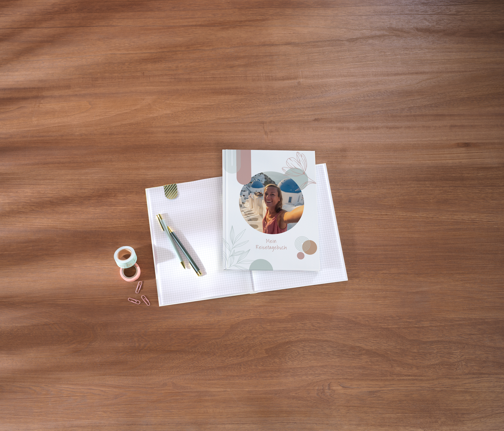 Cuaderno personalizado como cuaderno de viaje con cubierta personalizada y con páginas cuadriculadas