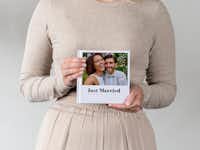 Pixum Fotobuch klein quadratisch erstellen Pixum Fotobuch klein im quadratischen Format mit einem Hochzeitsfoto auf dem Cover