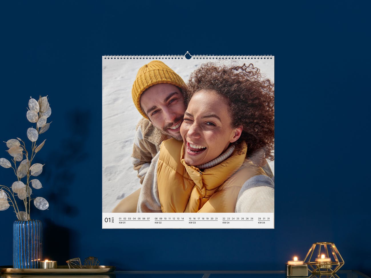 Pixum Wandkalender im quadratischen Format mit einem winterlichen Foto