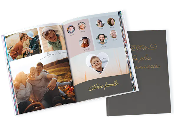 Livre photo portrait pour la famille avec la typographie "Notre famille"