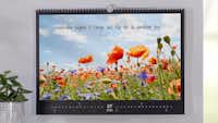 Wandkalender mit Blumen Pixum Wandkalender mit einem Blumenmotiv