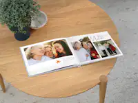 Livre photo Pixum Livre photo paysage avec une ambience harmonique entre Maman et fille.