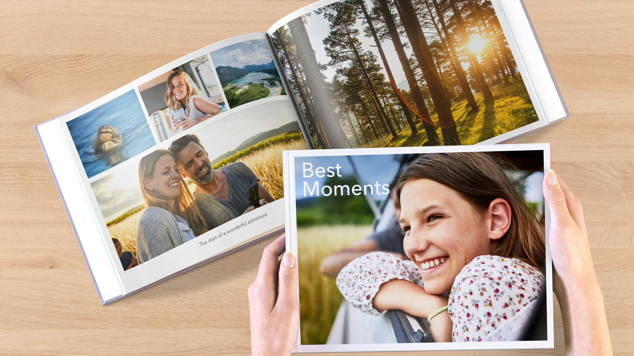 Pixum Fotobuch im Querformat als Urlaubsfotobuch mit Familienbildern im Sommer