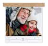 Calendrier photo personnalisé portrait avec un cache-spirale en bois et photo d'un grand-père et sa petite fille
