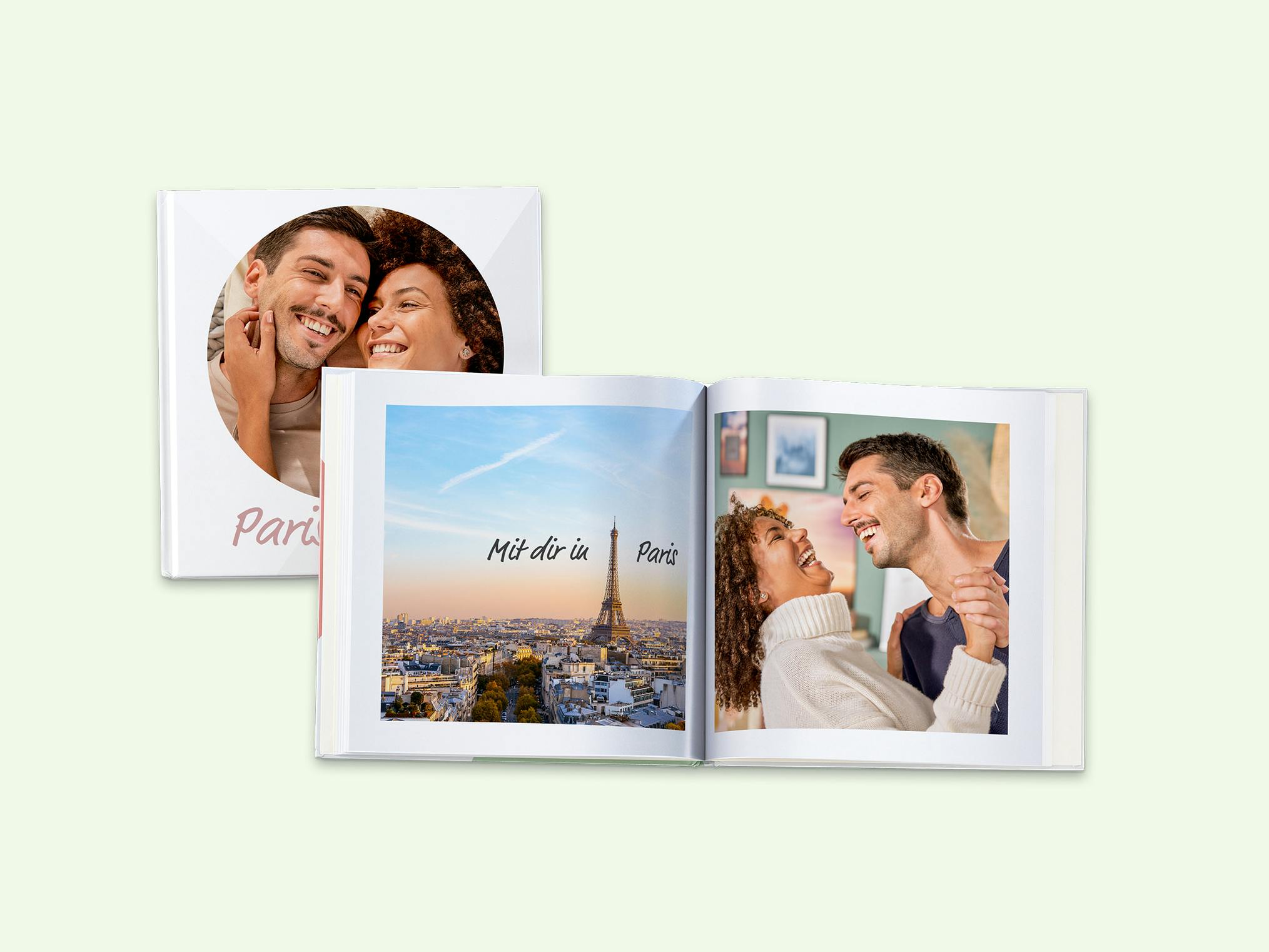 Pixum Fotobuch quadratisch mit Fotos von einem Paar aus Paris.