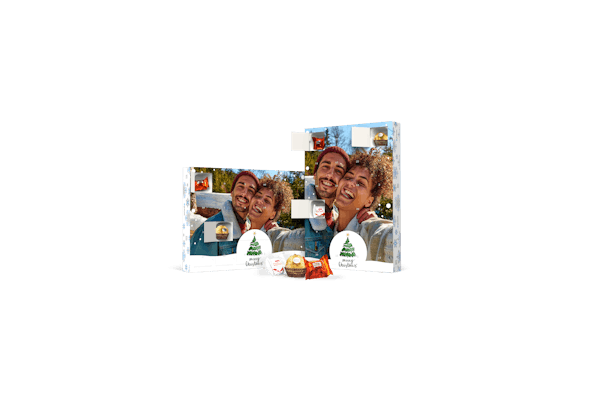 Schoko-Adventskalender Freisteller eines Foto-Adventskalenders mit Ferrero-Pralinen und einem Paarmotiv
