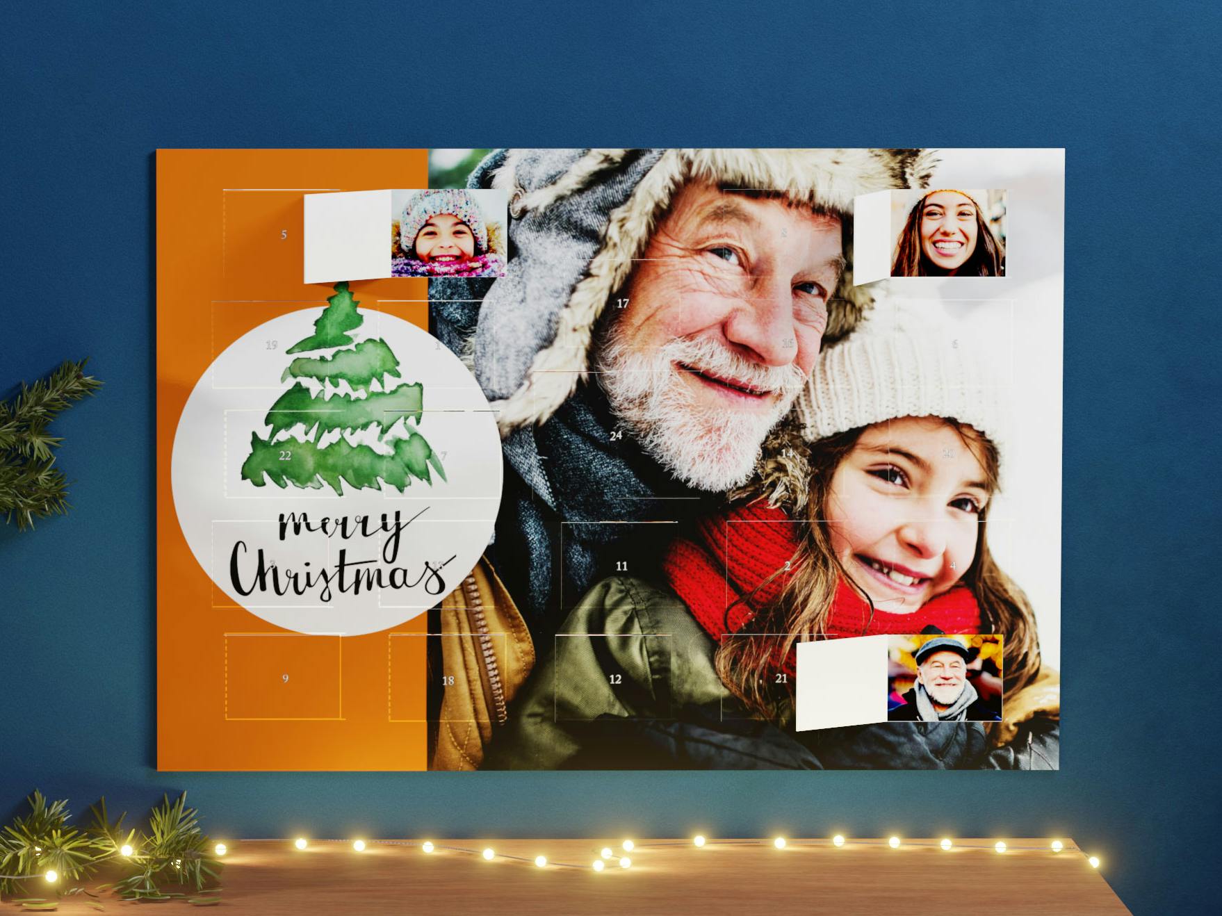 Adventskalender mit Fotos in den Türchen und einem Bild von einem Großvater und seiner Enkelin im Schnee