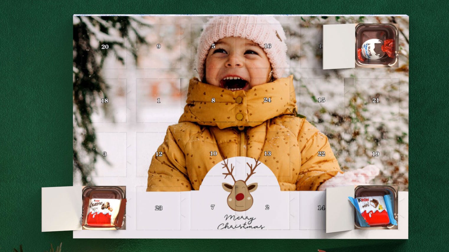 Adventskalender mit Kinderschokolade und einem Foto von einem Mädchen mit Mütze im Schnee