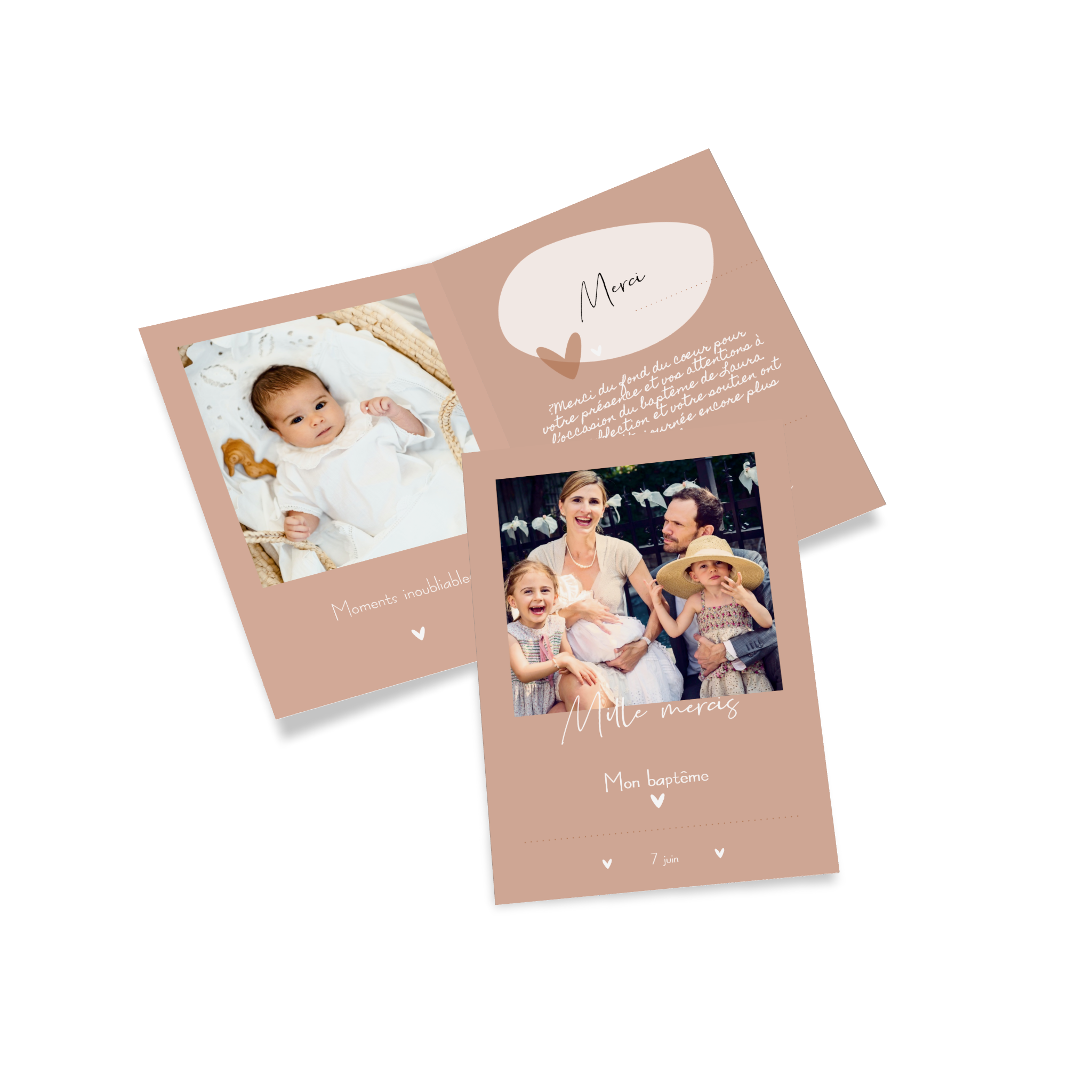 Carte pliante avec le modèle de design Baby boom et un remerciement de baptême.