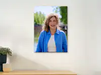 Bestelle eine Fotoleinwand, damit sich jeder Raum nach dir anfühlt. Bestelle eine Fotoleinwand, damit sich jeder Raum nach dir anfühlt.