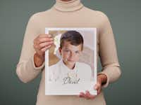 Fotoalbum voor de communie Een fotoboek voor de communie in staand formaat. Op de kaft staat een communiefoto en de naam David.