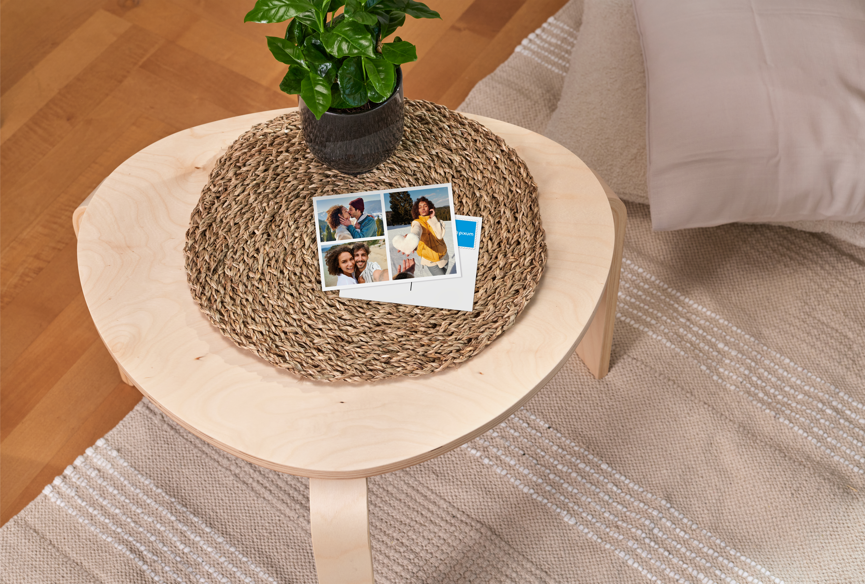 Carolina personalizzata Pixum con collage di foto