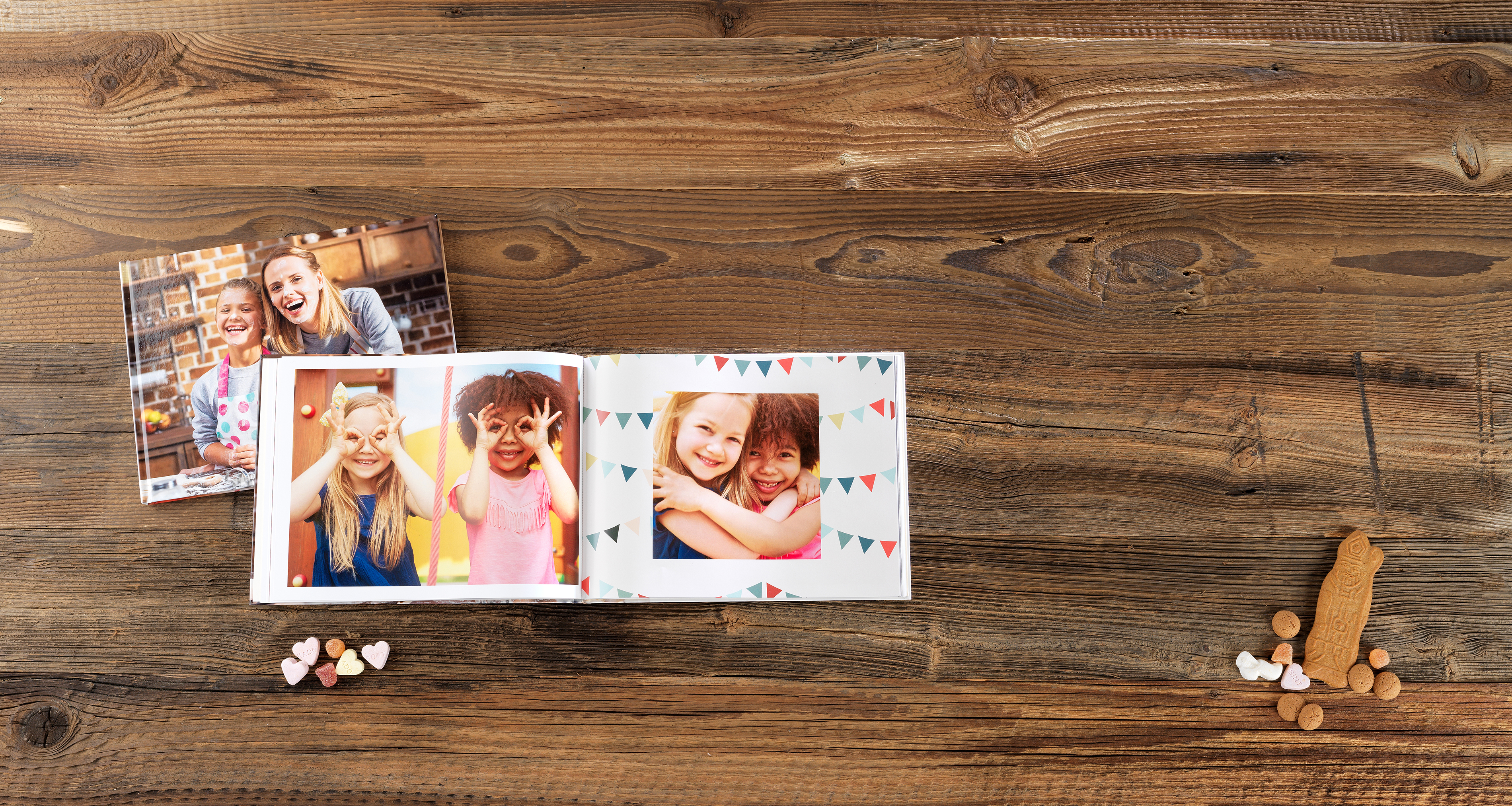 Groot, liggend fotoboek met Sinterklaas decoratie