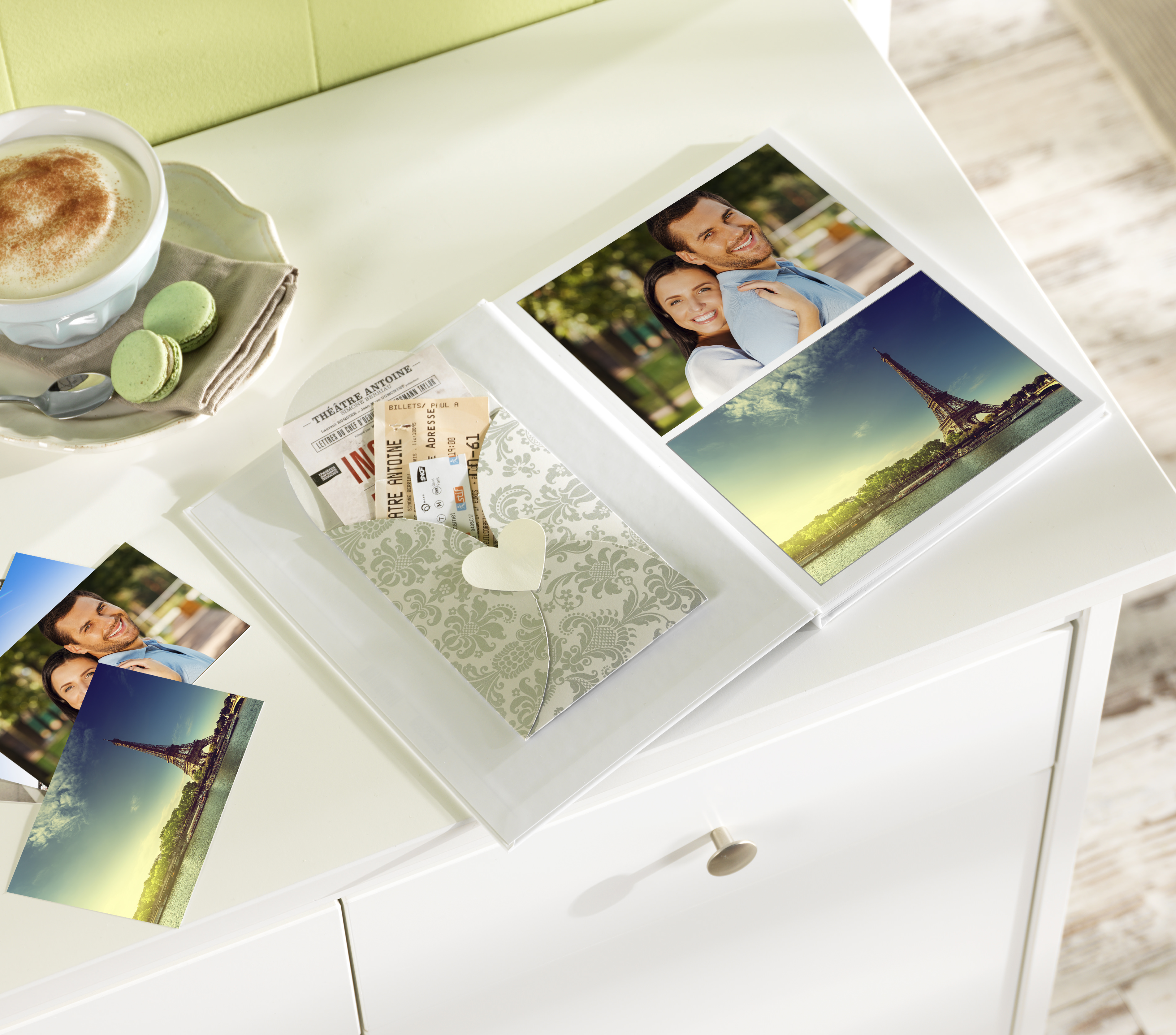 Design it with our photo book maker